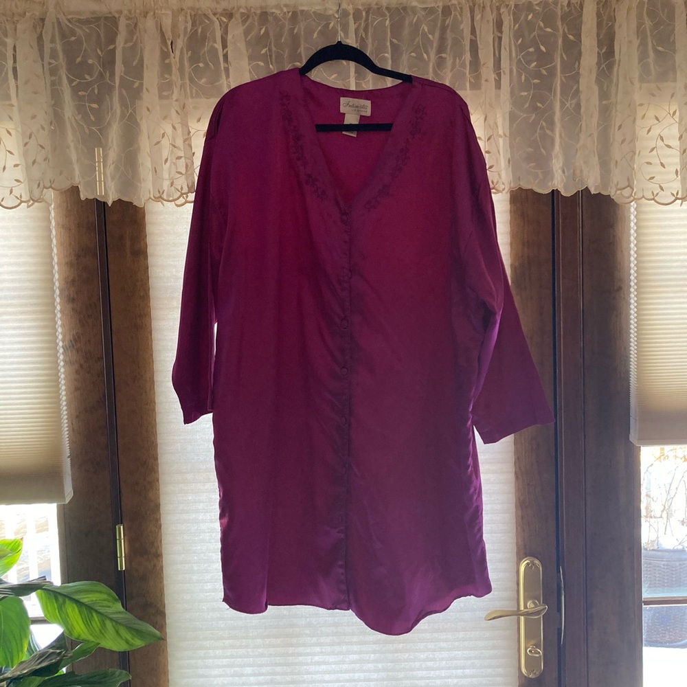Women’s Button Up Nightgown